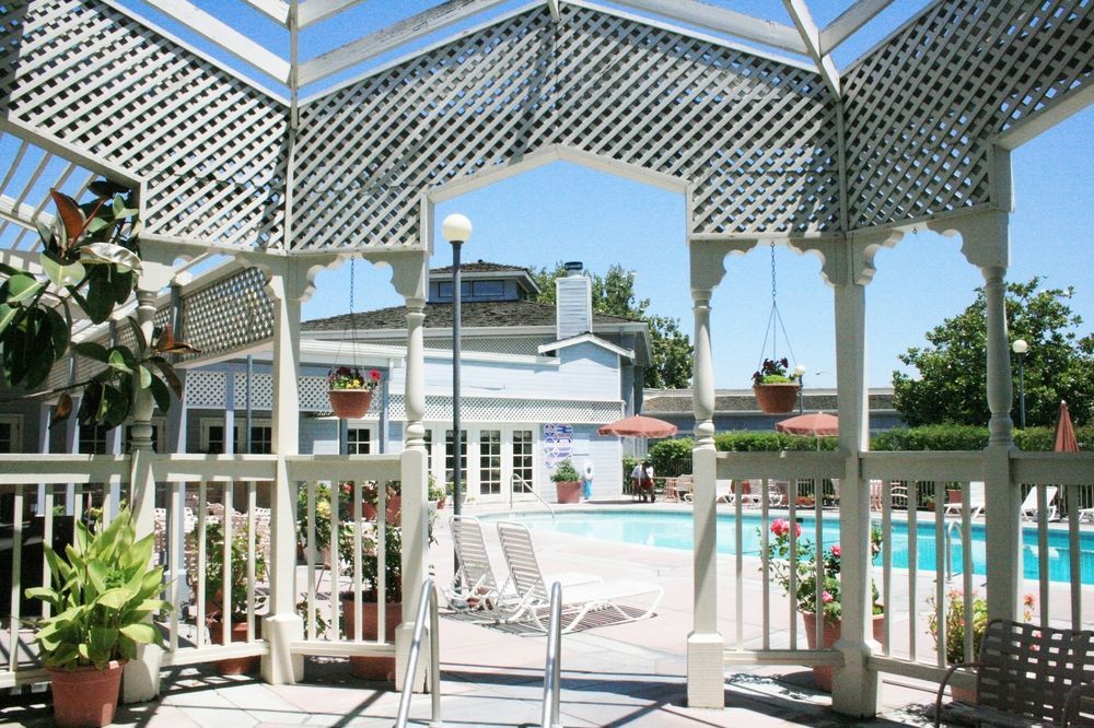 Mariani'S Inn & Restaurant Santa Clara Exterior photo